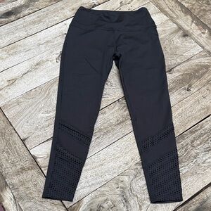 NEW Beyond Yoga Mesh Panel Leggings